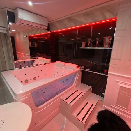Samm B&B Porta San Gennaro Неаполь Экстерьер фото