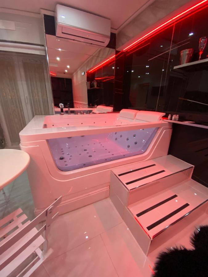 Samm B&B Porta San Gennaro Неаполь Экстерьер фото